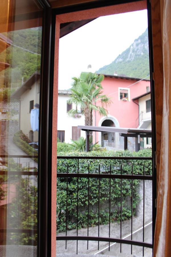 Apartment Vista Monastero Dubino Luaran gambar